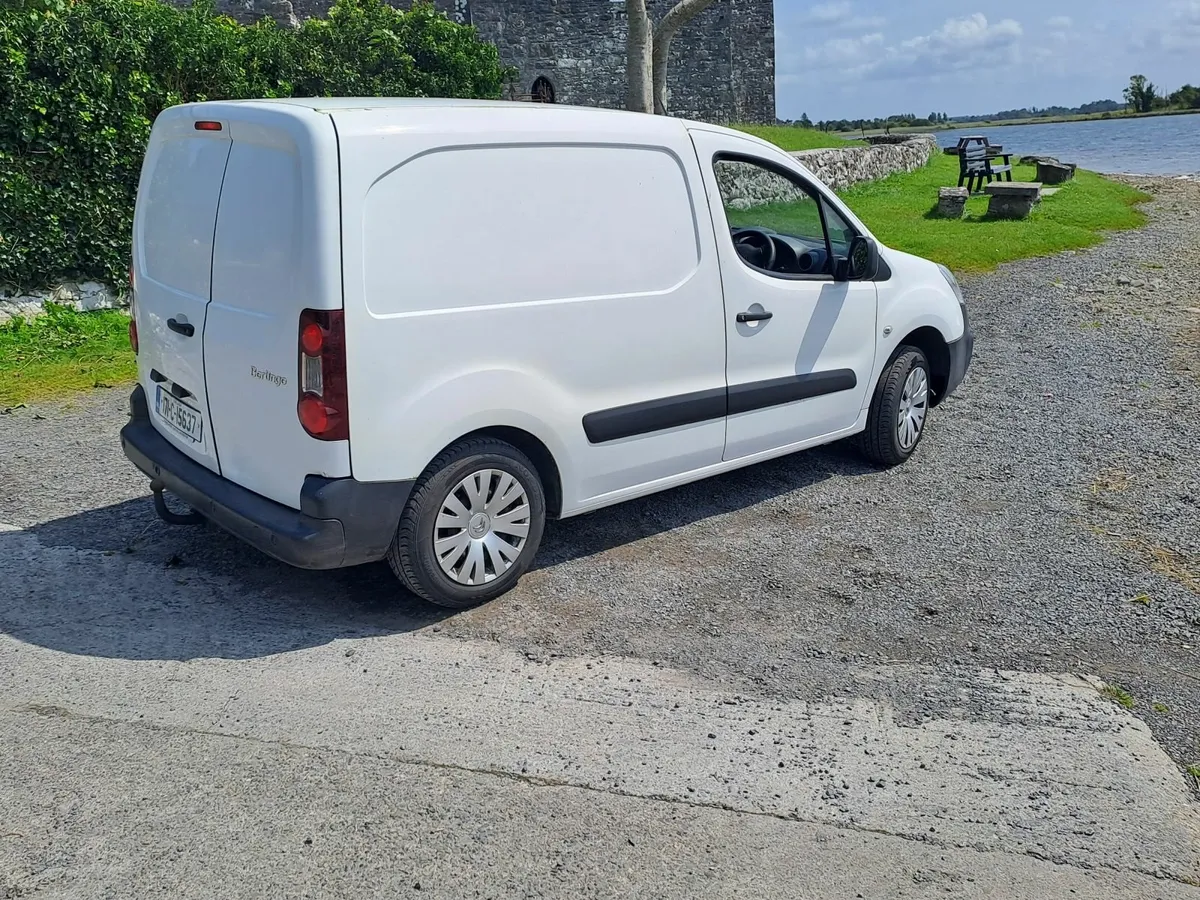 Citroen Berlingo 2017 - Image 2