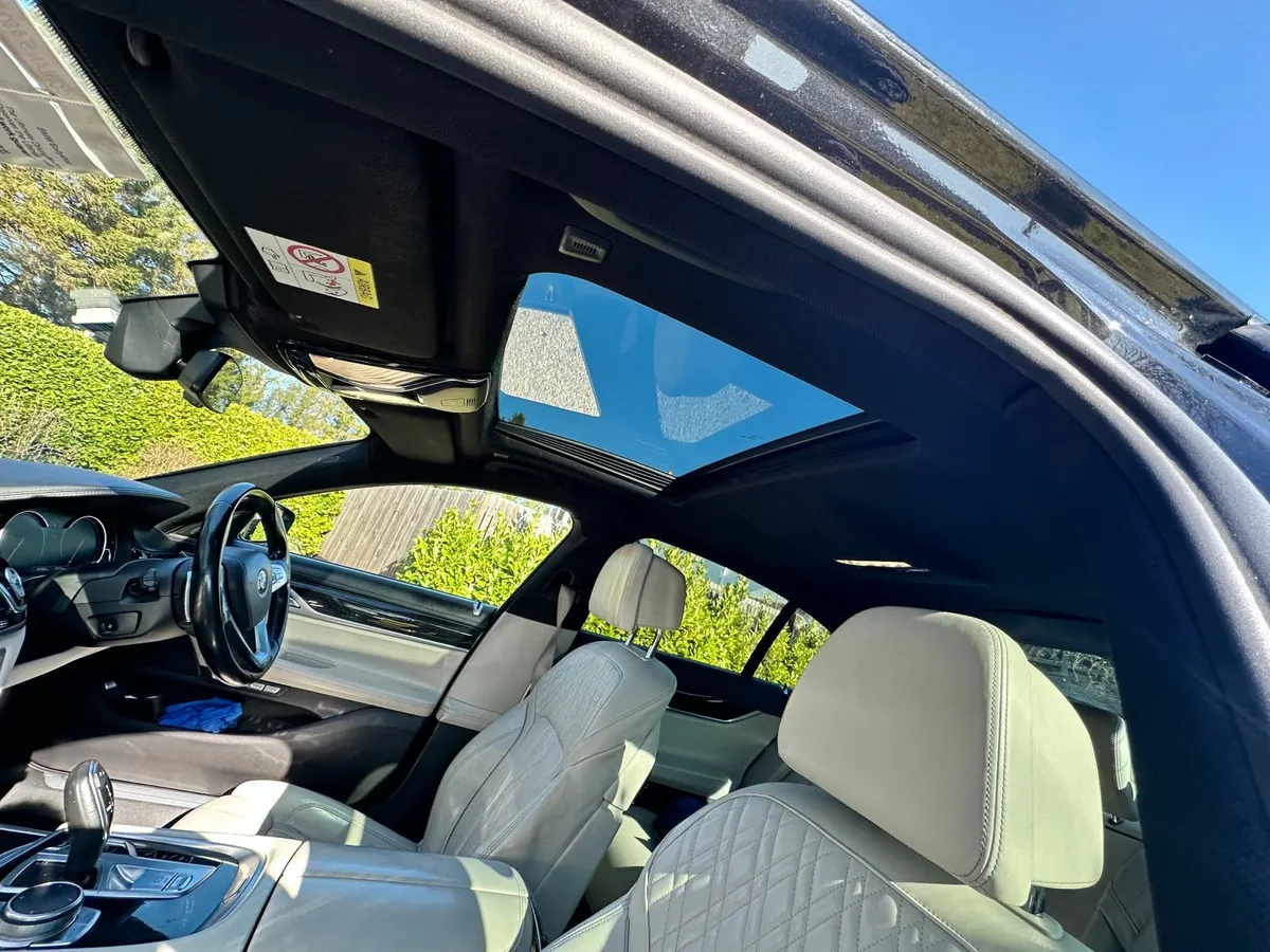 BMW 7-Series 2016 - Image 4