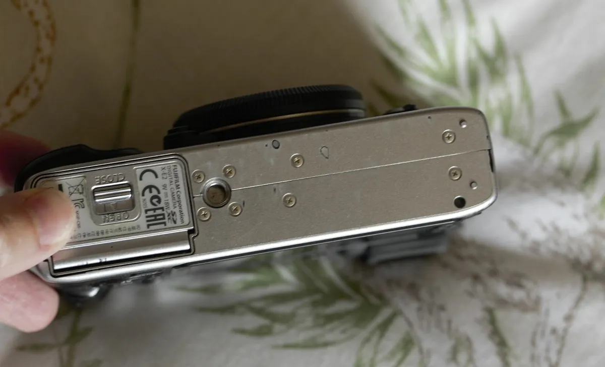 Fujifilm X-E2 camera - Image 2