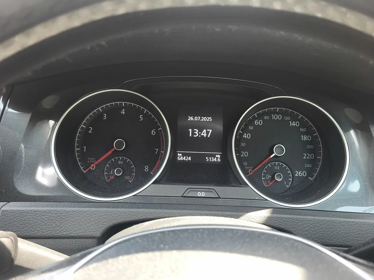 Volkswagen Golf 2017 - Image 2