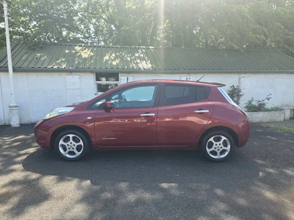 Nissan Leaf - Image 2