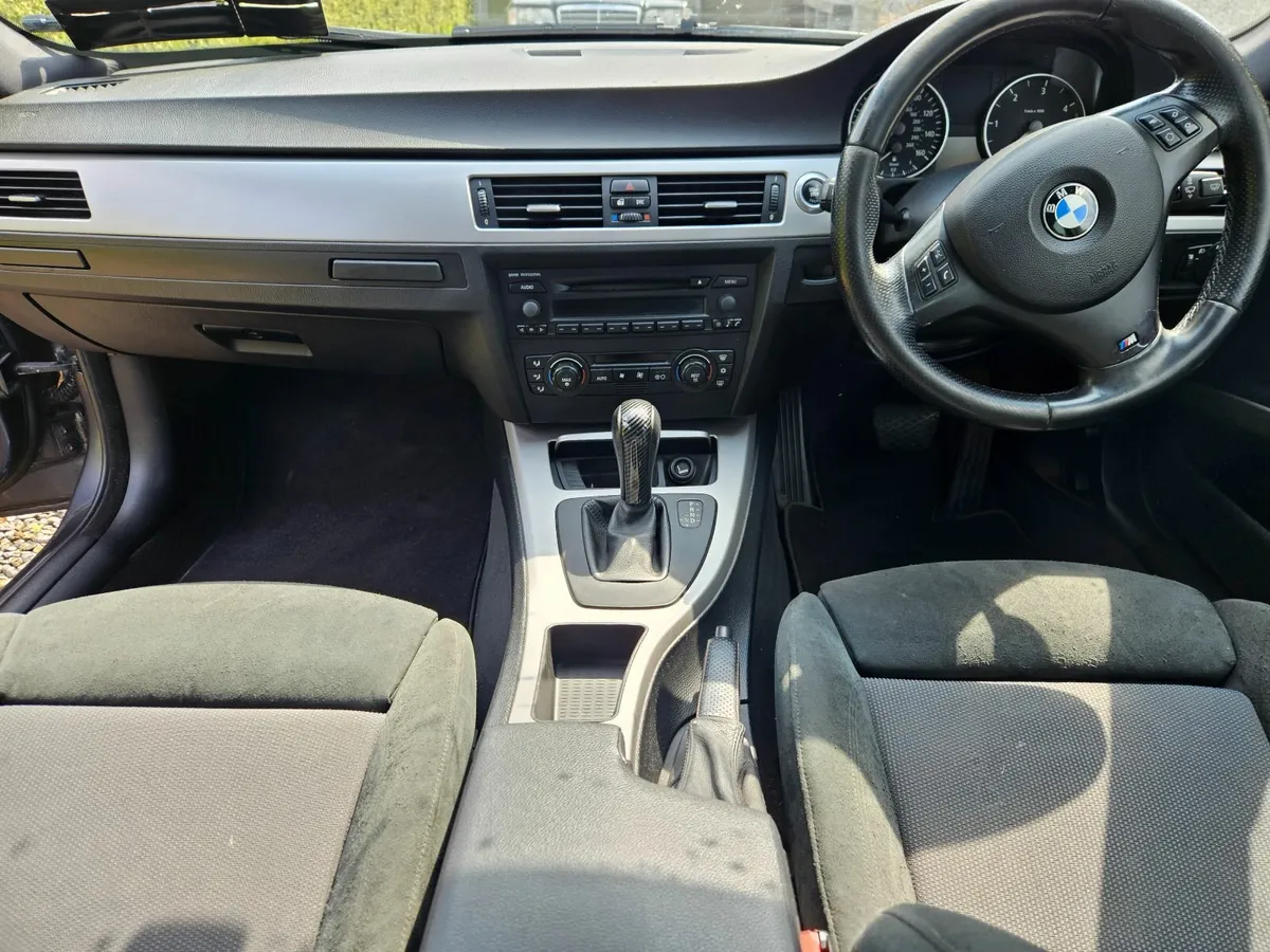 BMW 320D Touring M-Sport - Image 2