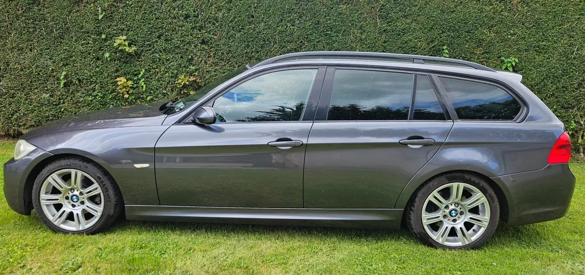 BMW 320D Touring M-Sport - Image 4