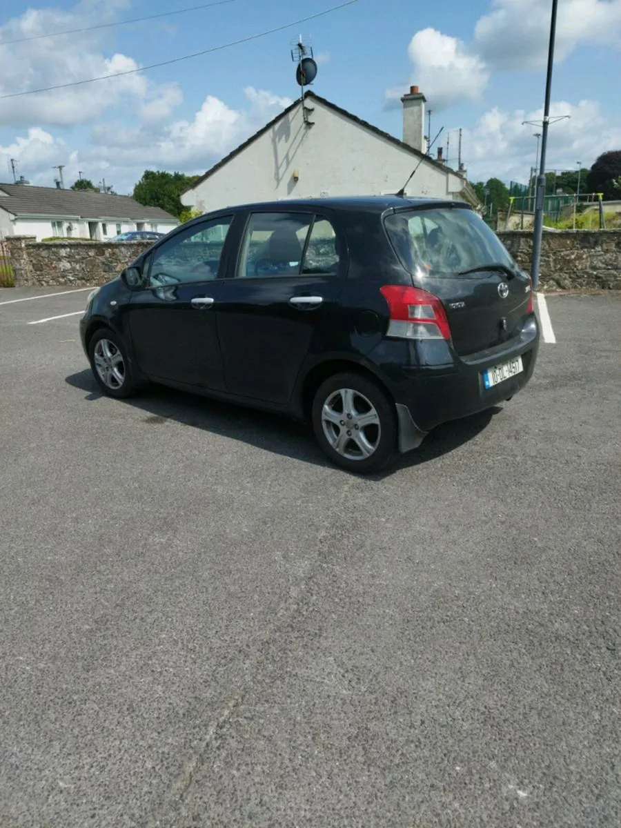 Toyota Yaris - Image 4