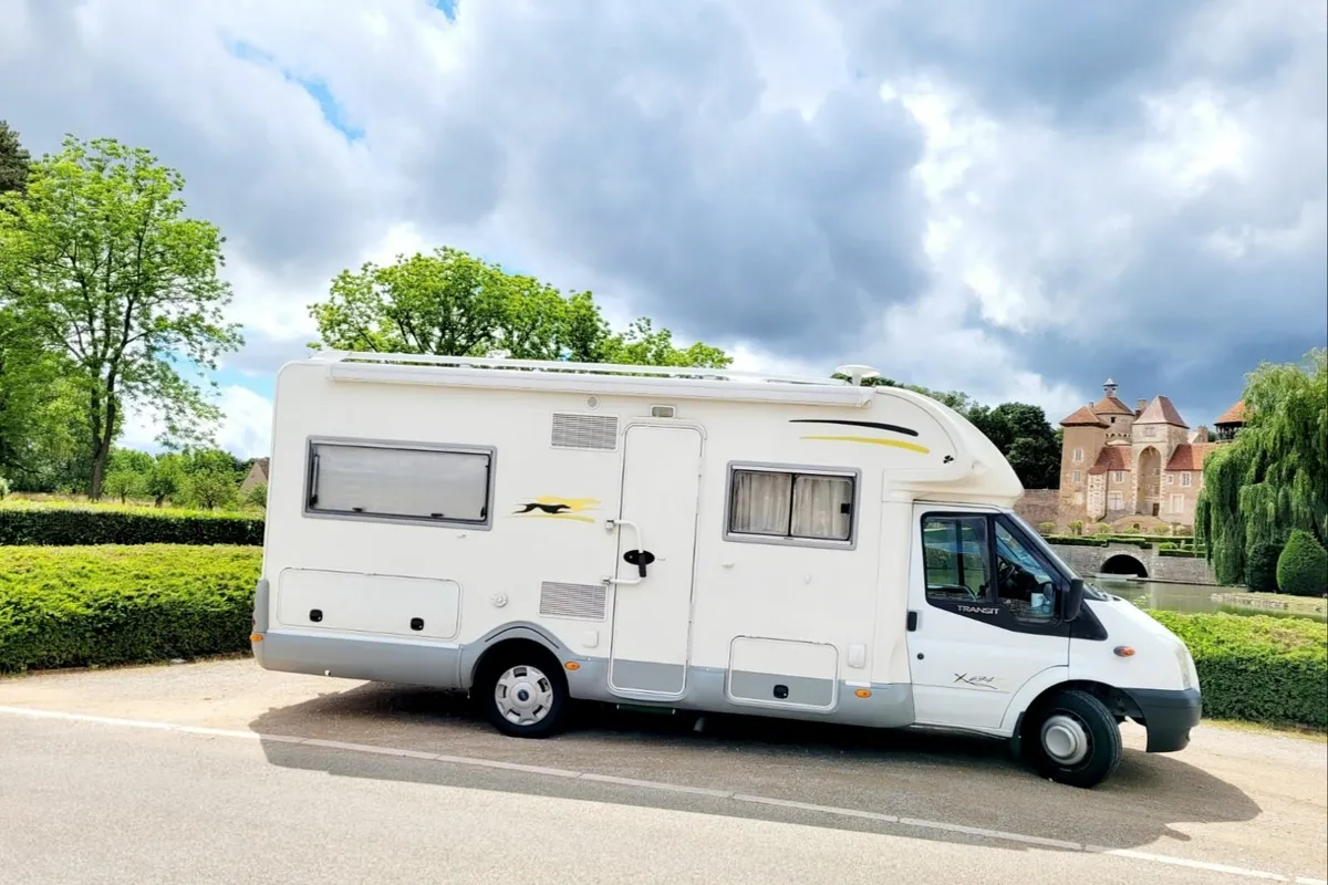 Campervan - Image 1