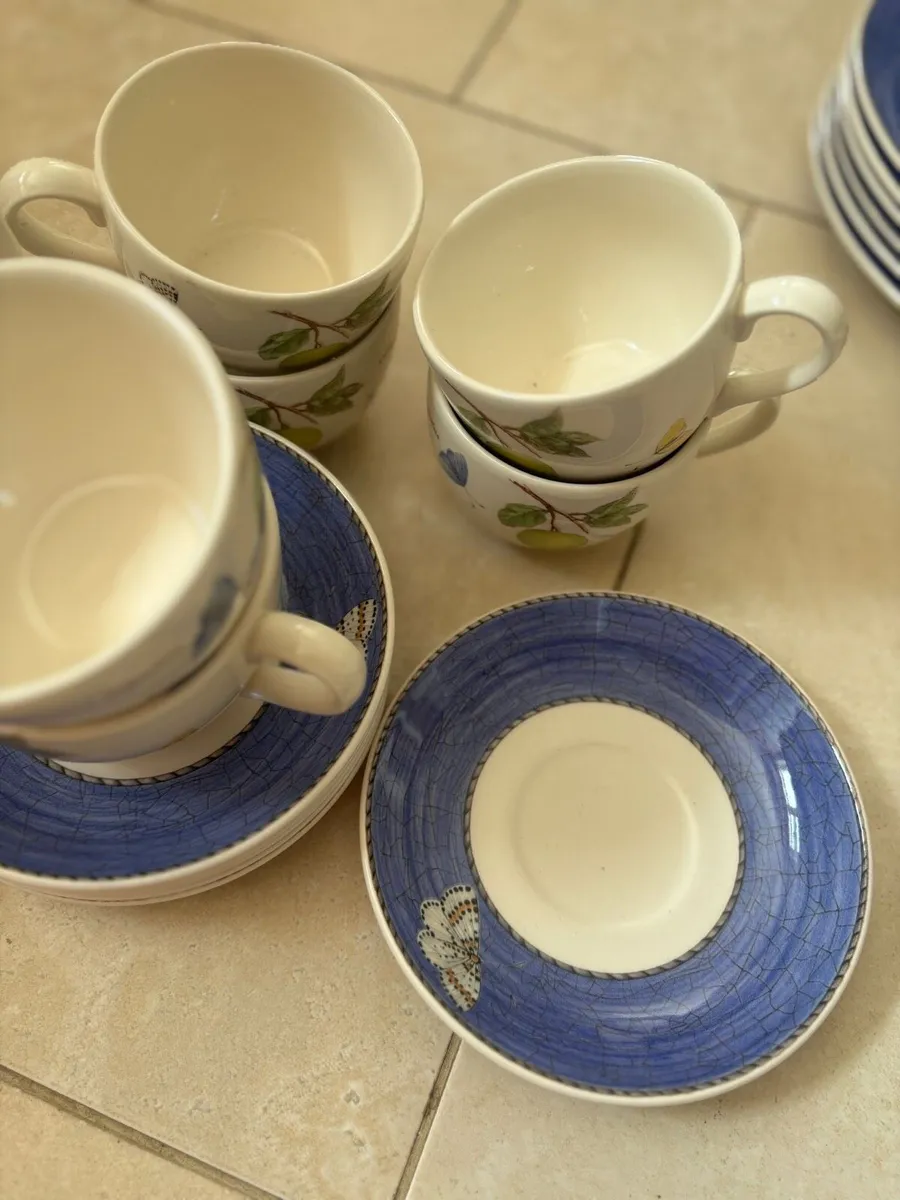 Wedgwood Set - Sarah’s Garden Queens Ware - Image 1
