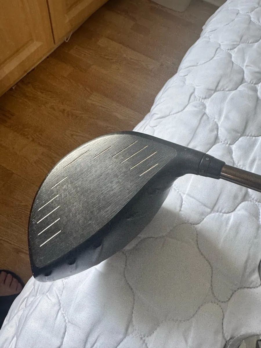 Ping G400 Left Handed Driver 10.5 - Image 2