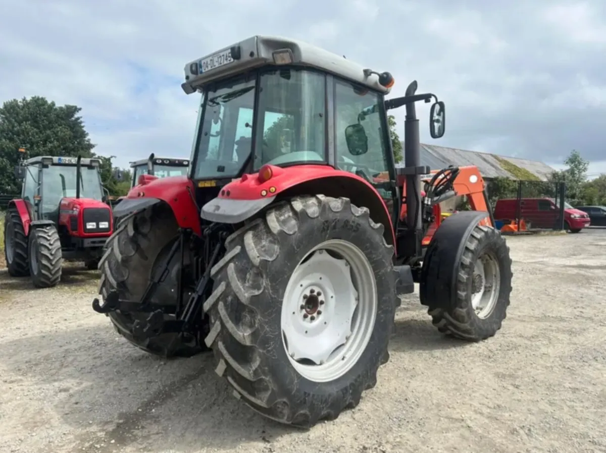 2004 Massey Ferguson 6460 Local Trade-in 5900 Hour - Image 4
