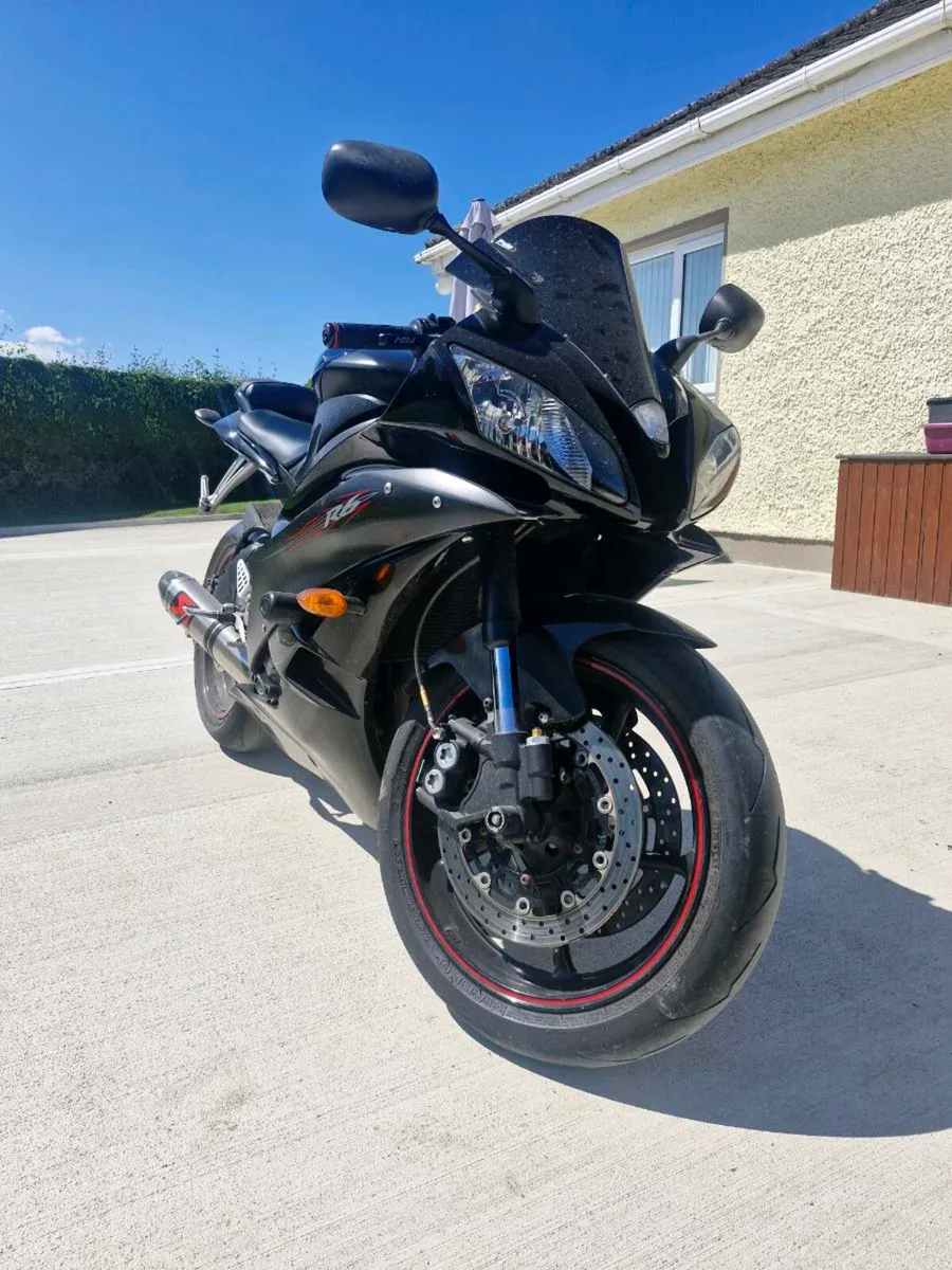 Yamaha r6 - Image 1