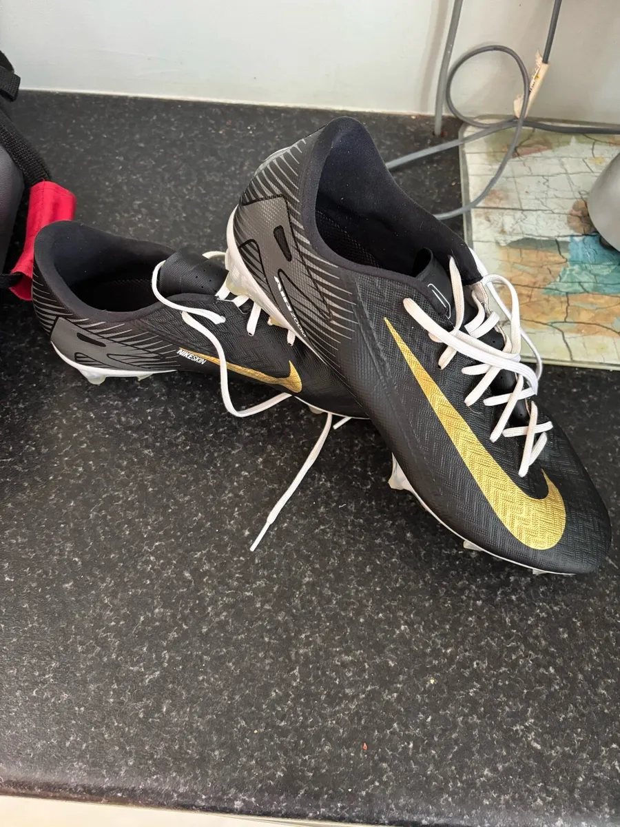 Uk11 Mercurial Custom football boots - Image 1