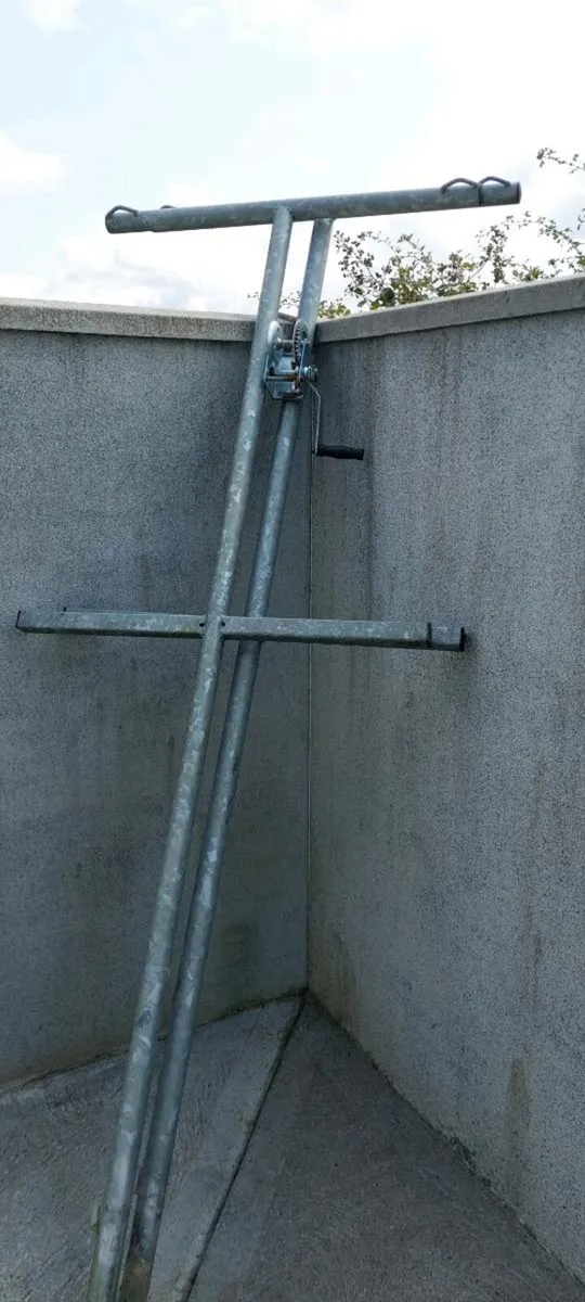 Clothes line