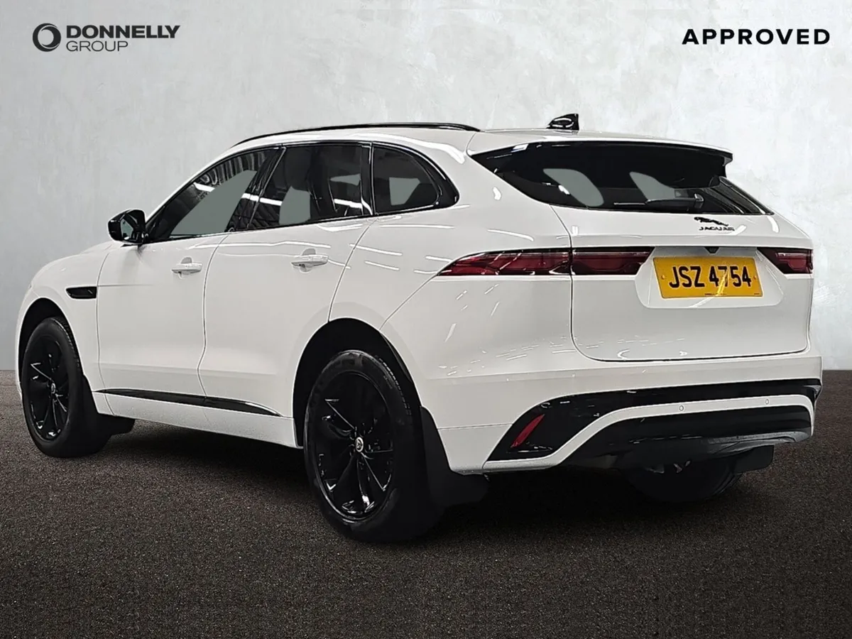 Jaguar F-pace F-Pace Diesel Estate R-Dynamic SE Bl - Image 2
