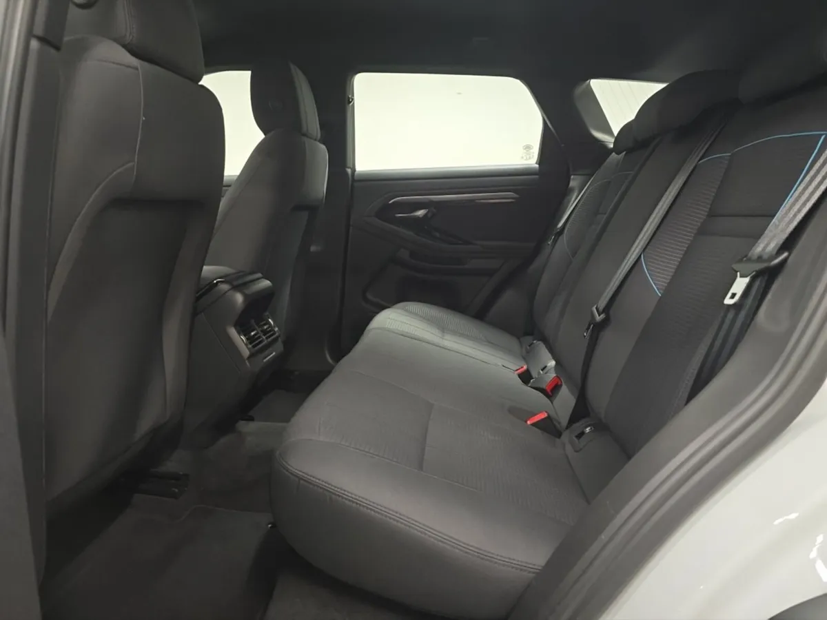 Land Rover Range Rover Evoque Diesel Hatchback R-D - Image 4