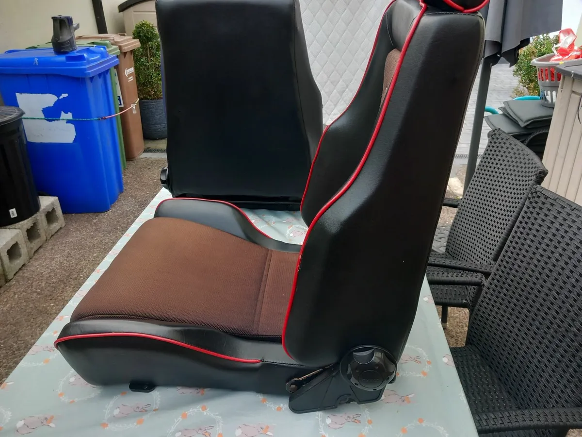 bucket seats - Image 3