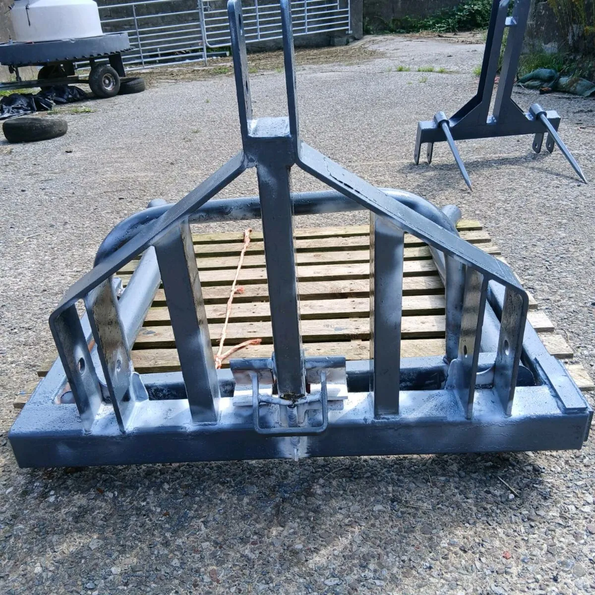 Bale lifter +  Double prong spike 300 - Image 2