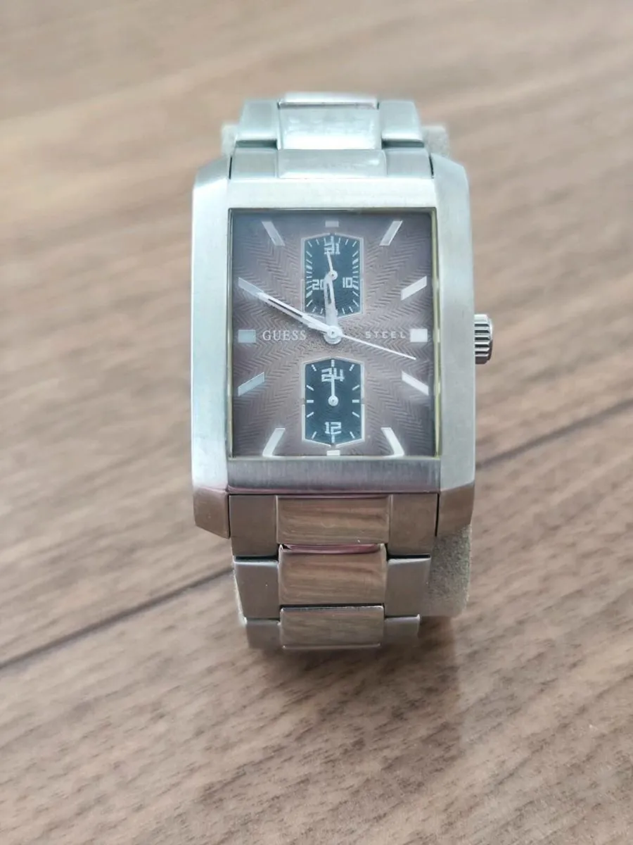 Men's Stainless Steel Guess Watch 
Good Condition - Image 3