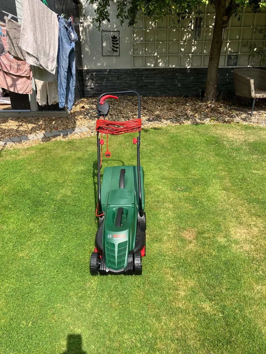 Bosch electric lawnmower