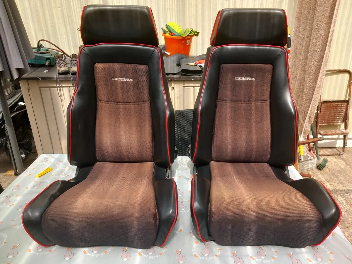 bucket seats - Image 1