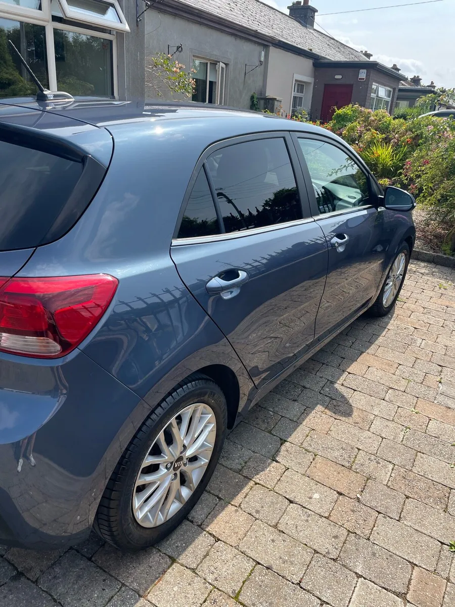 2020 Kia Rio - Image 4