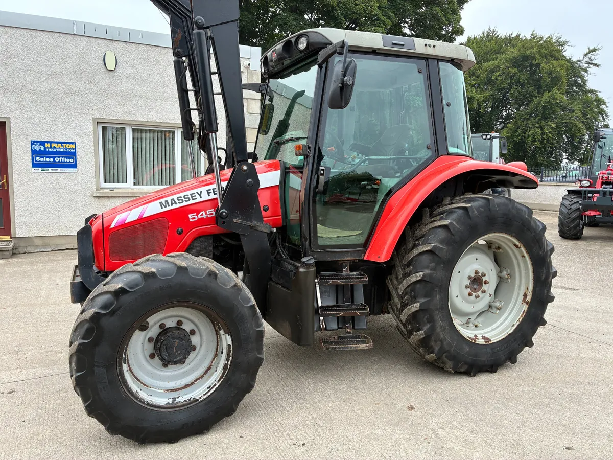 Massey Ferguson 5455 - Image 1