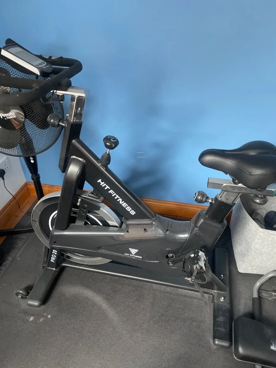 Exercise bike - Image 1