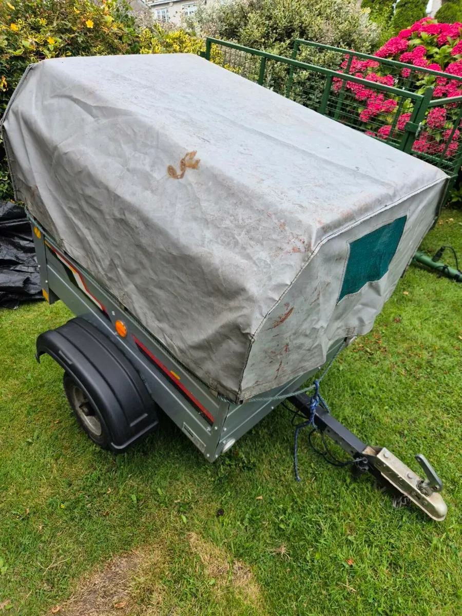 Trailers - Image 2