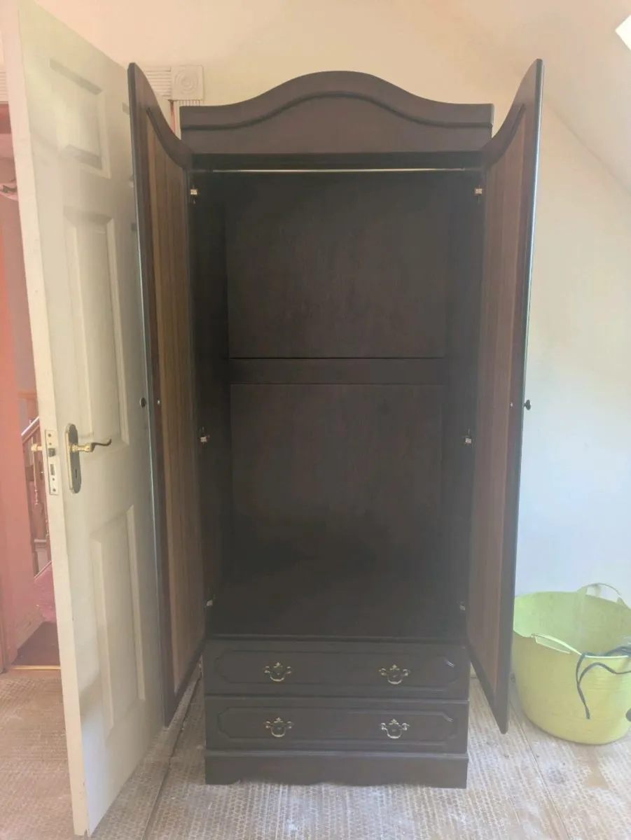 Wardrobe - Image 3