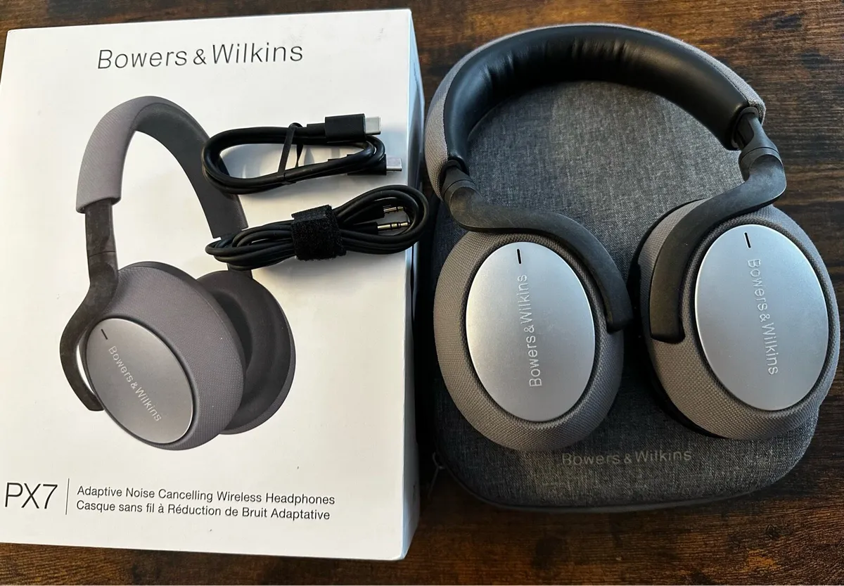 Bowers & Wilkins PX7 Headphone - Image 1
