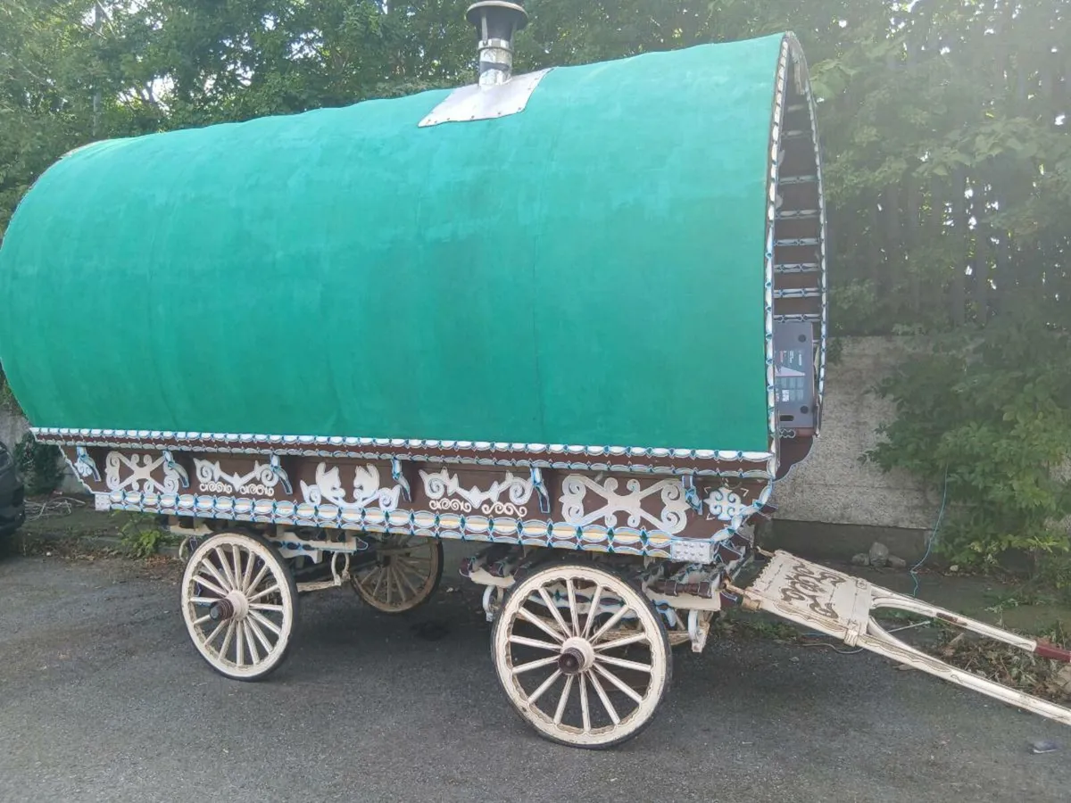 Gypsy wagon - Image 1