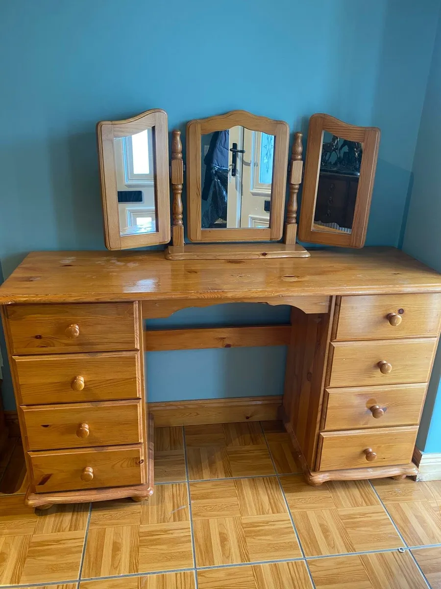 Solid pine dressing table