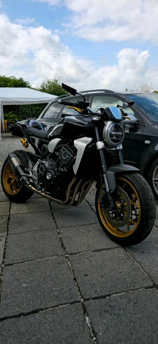 Honda cb1000r - Image 1