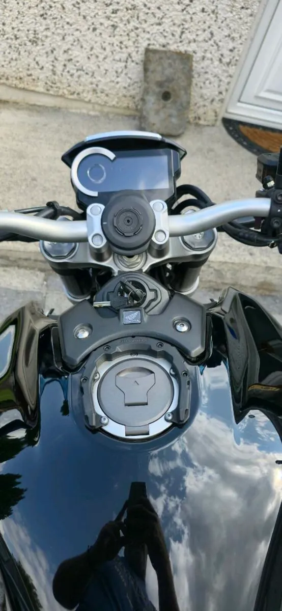 Honda cb1000r - Image 2