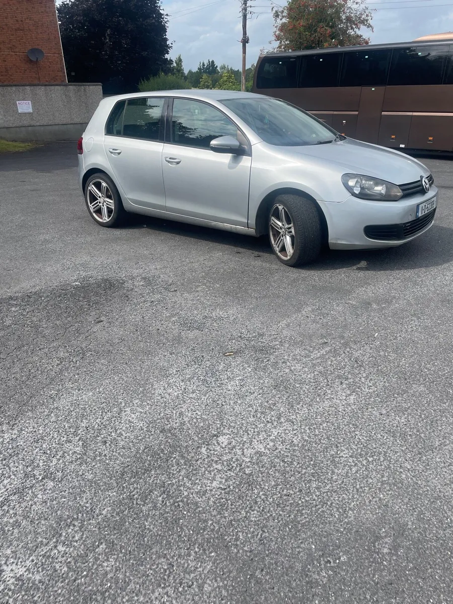 Volkswagen Golf - Image 1