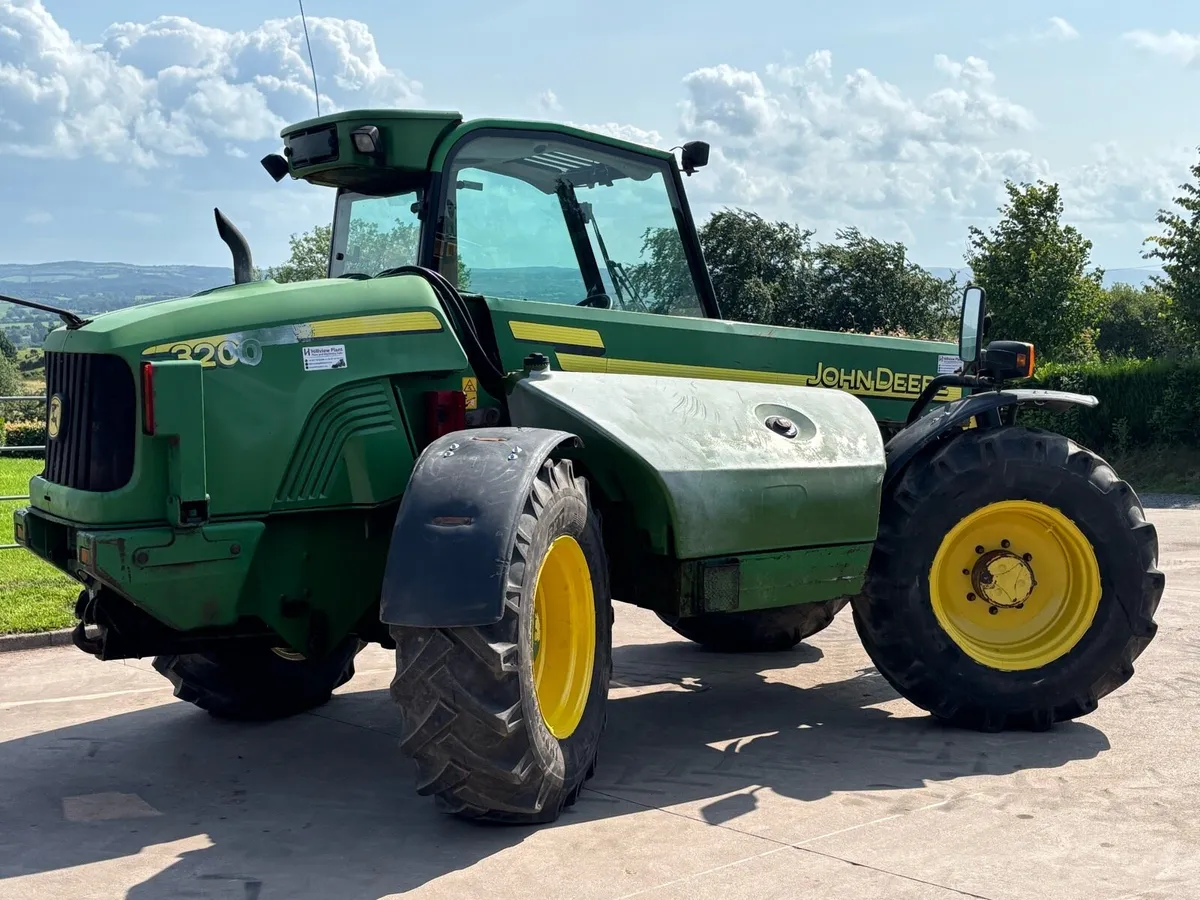 John Deere 3200 - Image 3