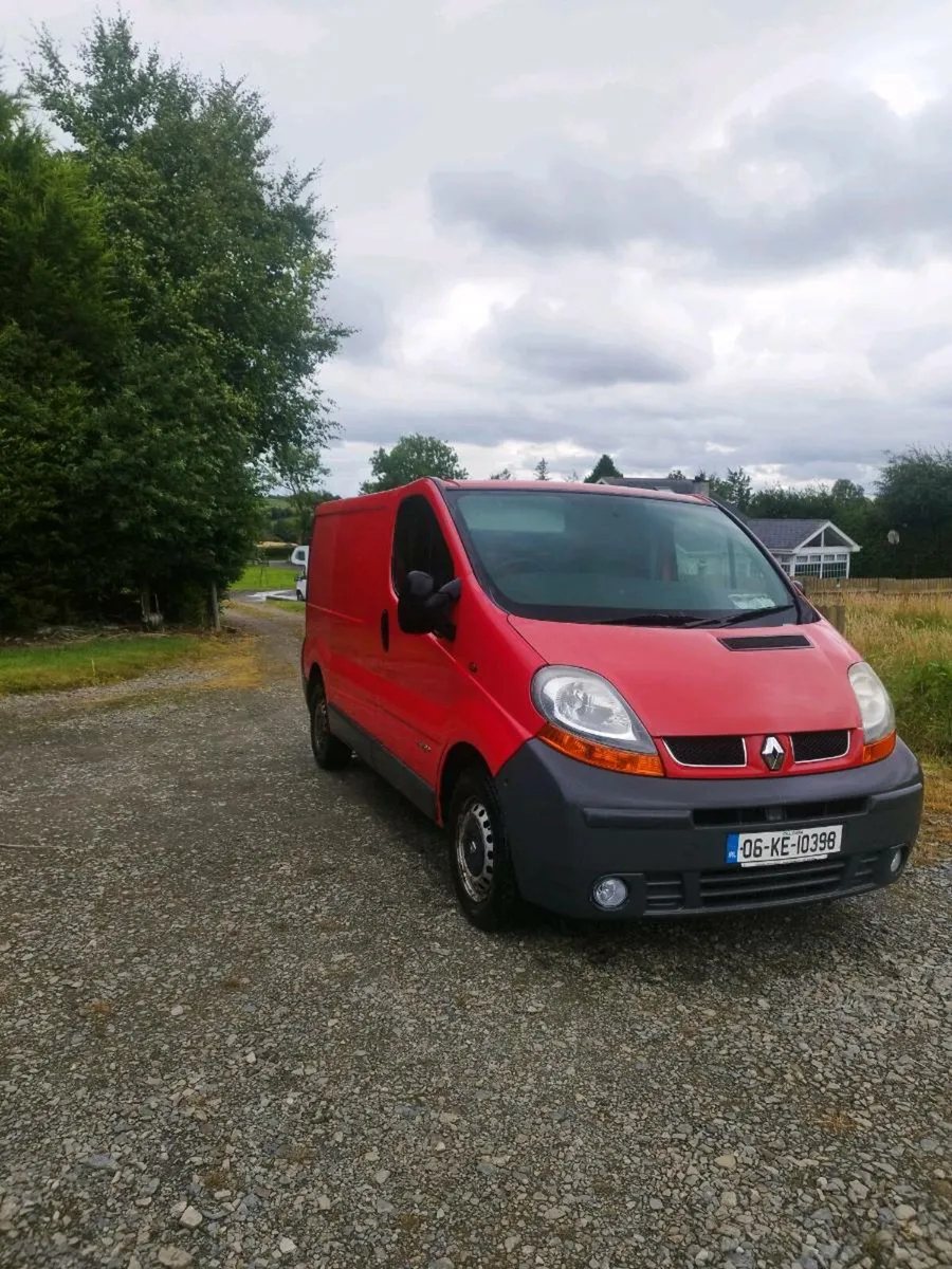 Renault Traffic Van - Image 1