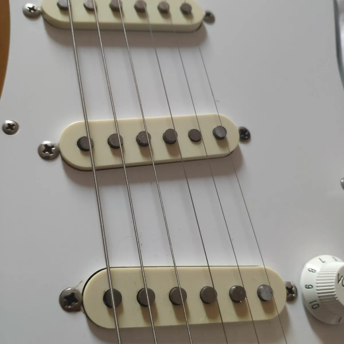 Fender Stratocaster Made in Japan - Image 3