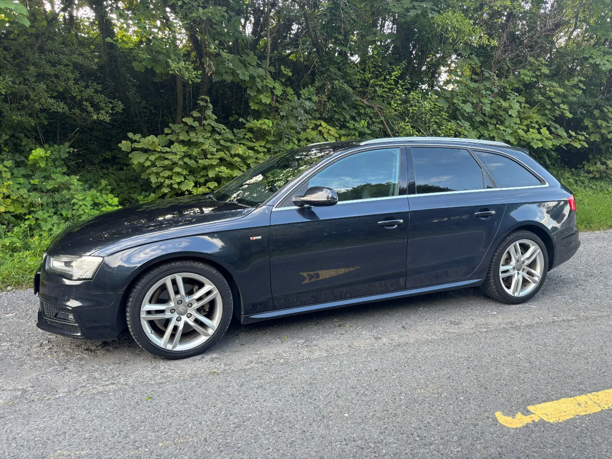 Audi A4 Estate S-line  2015 - Image 4