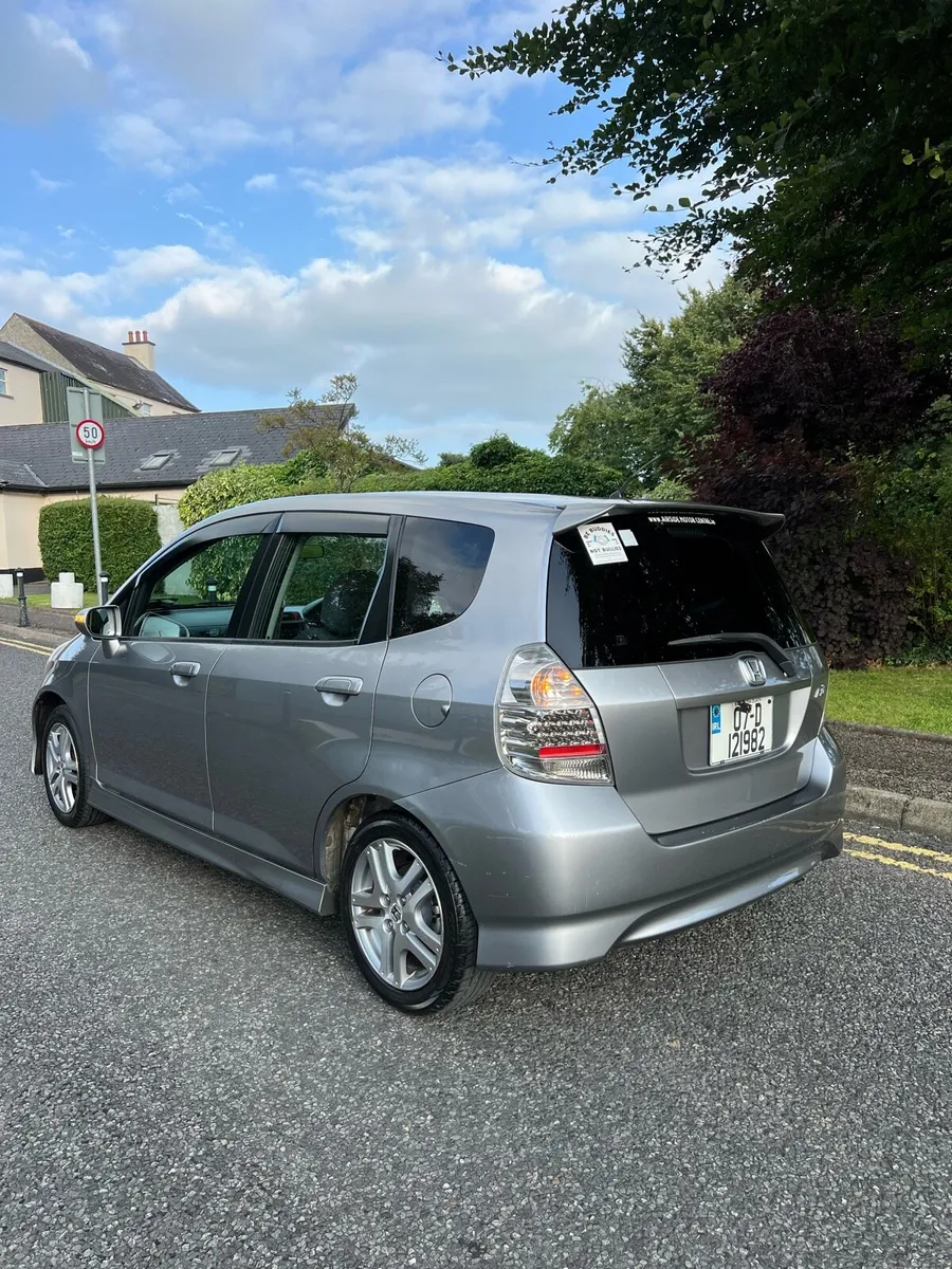 2007 HONDA FIT 1.5 PETROL VTEC AUTOMATIC - Image 2