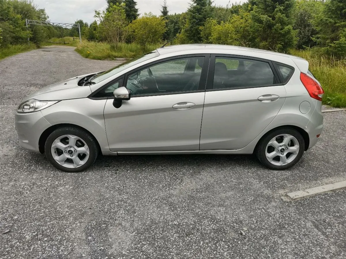 Spotless Ford fiesta diesel - Image 4