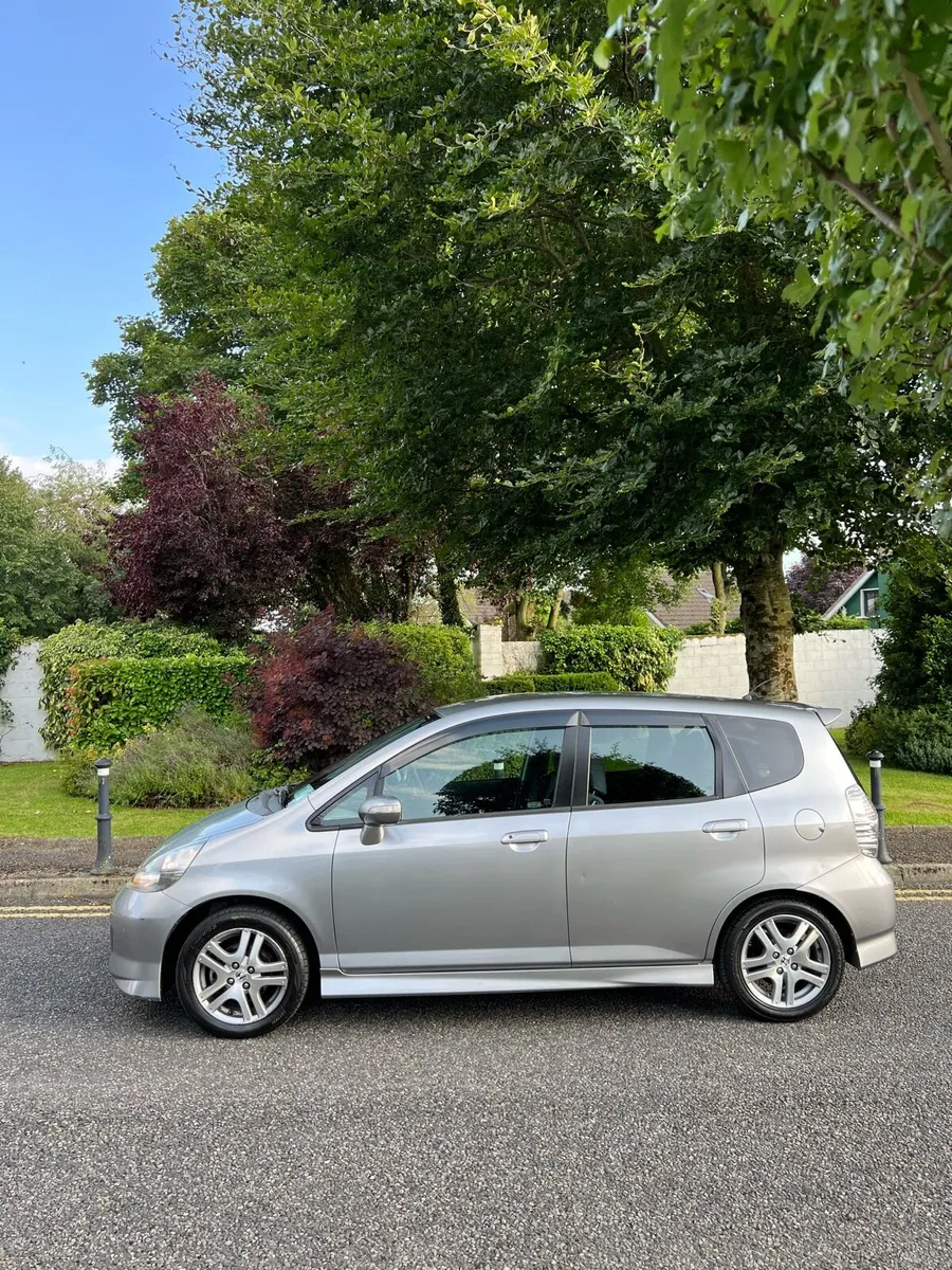 2007 HONDA FIT 1.5 PETROL VTEC AUTOMATIC - Image 4