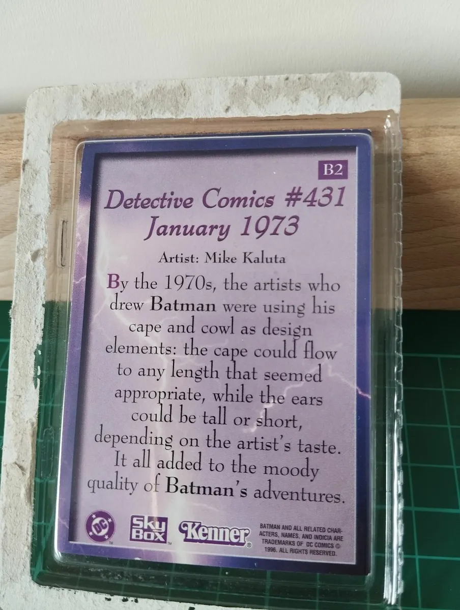 1996 like new Schwarz Exclusive  History of Batman - Image 4