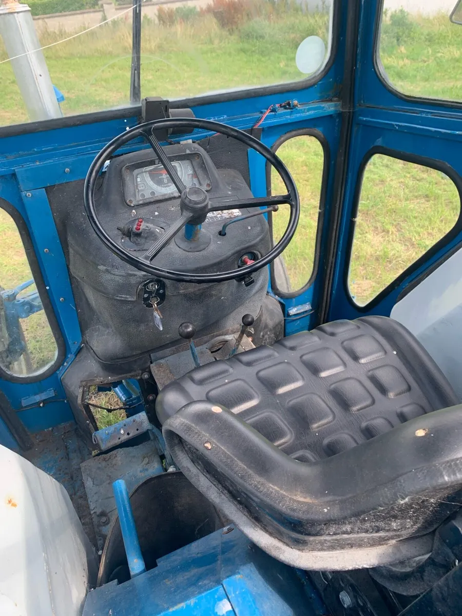 Ford 3600 - Image 4