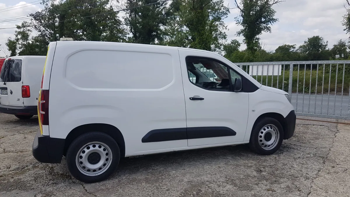 Peugeot Partner /CITROEN BERLINGOS SELCTION - Image 3