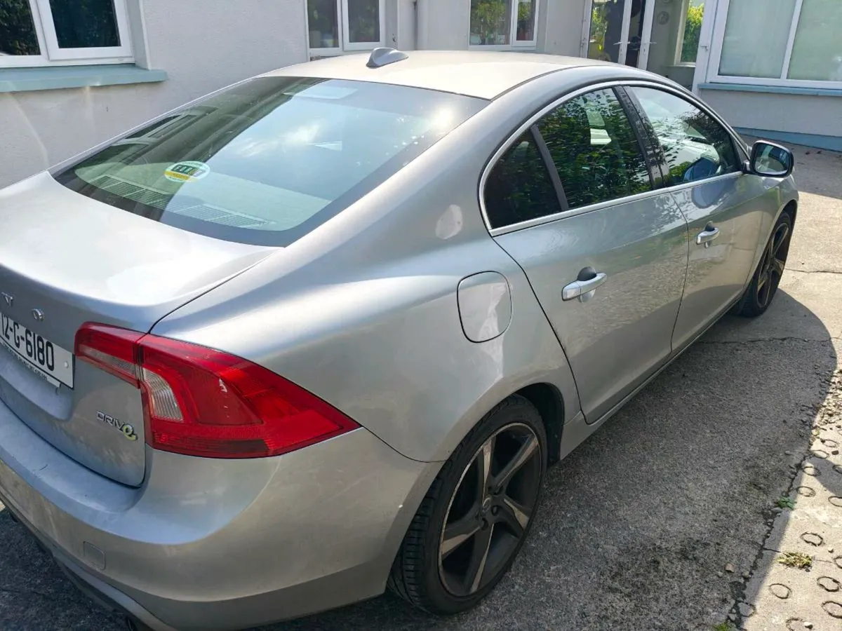 Volvo S60 2012 R design - Image 3