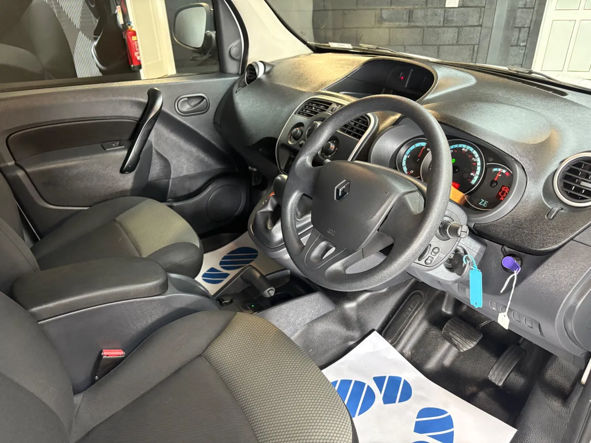 2021 Renault Kangoo ZE Business + - Image 3