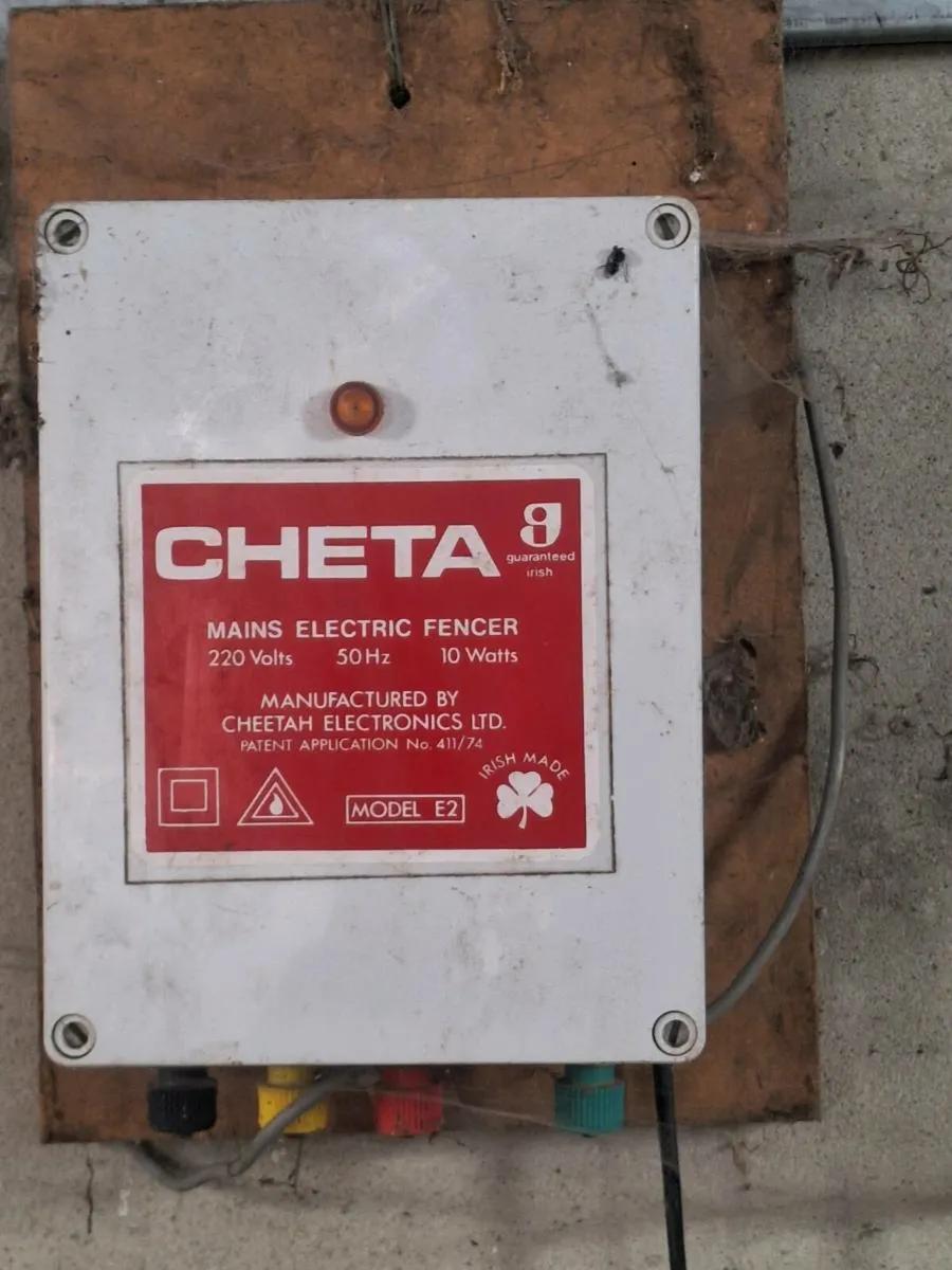 Electric fencers - Image 1