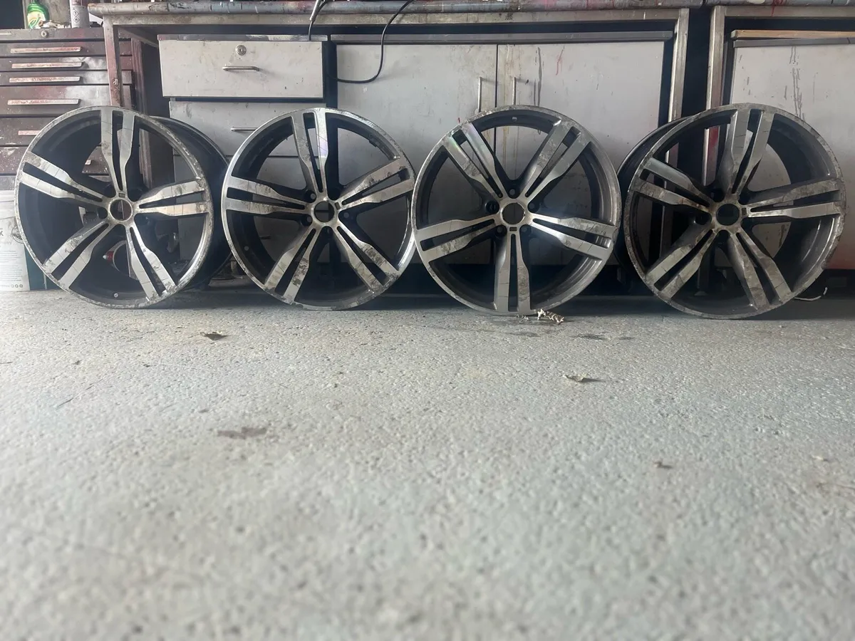 Bmw 7 series parts - Image 3
