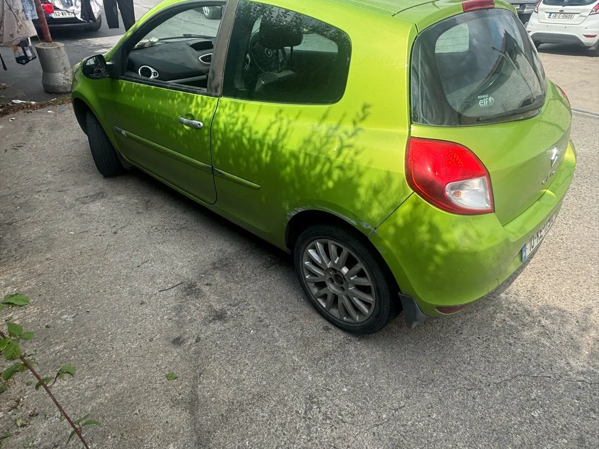 2010 Renault Clio 1.5 Dci - Image 4