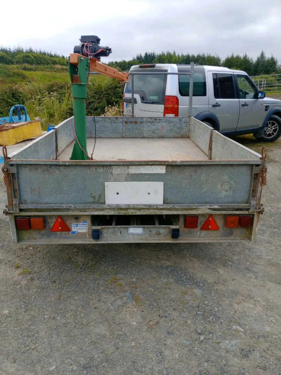 Trailer - Image 1
