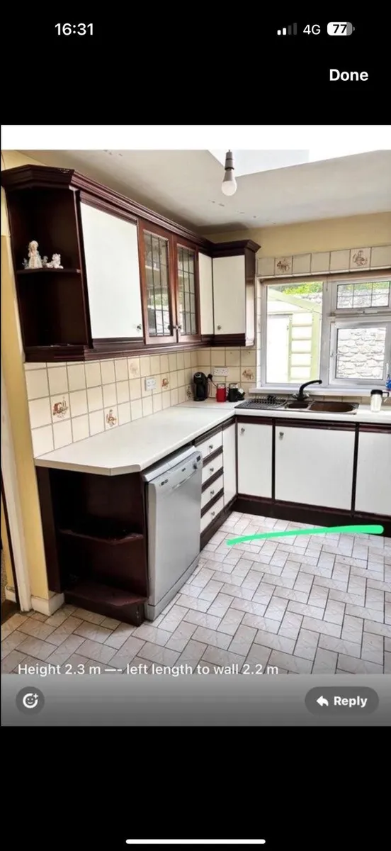 Galley kitchen - Image 1